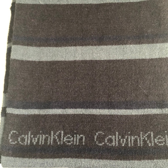 COPY - NWT Calvin Klein Navy Blue Men’s Scarf - Picture 2 of 9